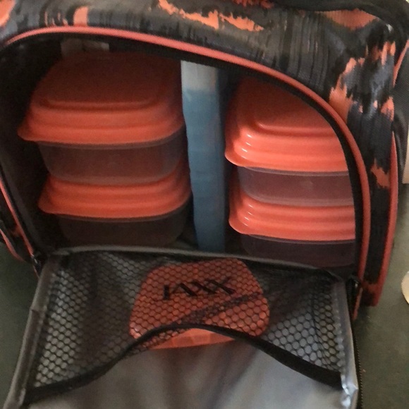 Lunch tote - Picture 2 of 3